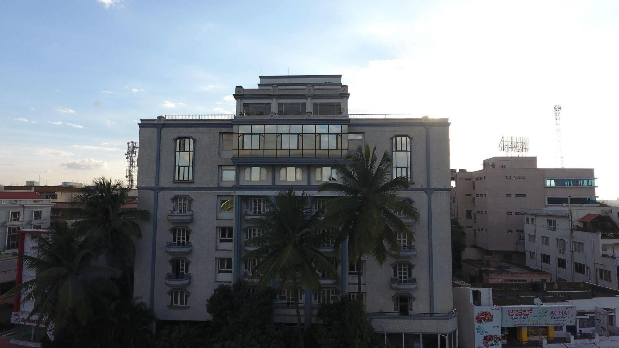 Hotel Maurya Bengalúr Exteriér fotografie
